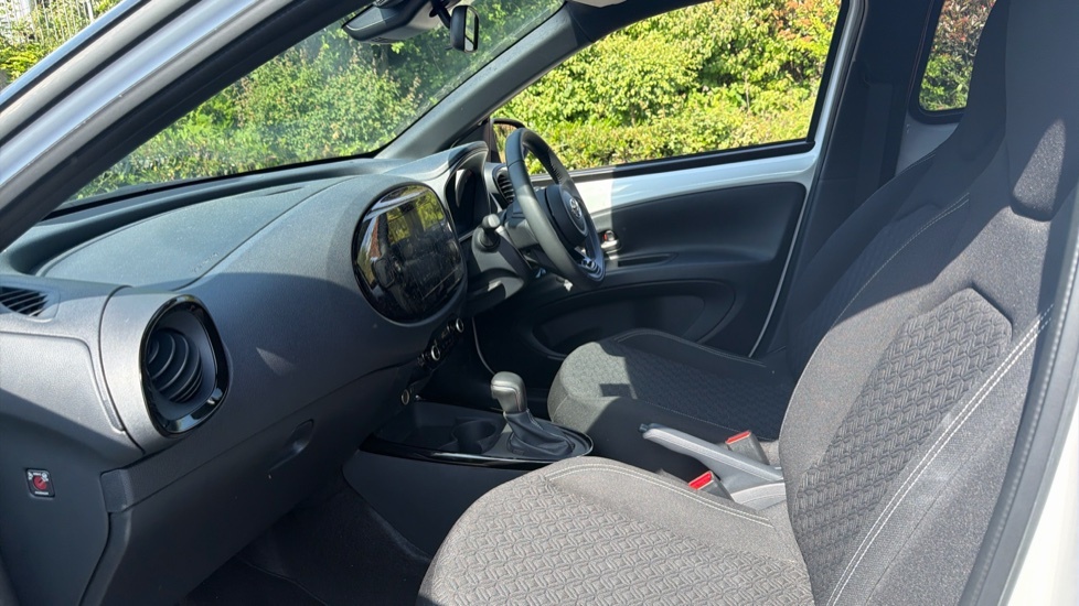 Toyota Aygo X 1.0 Vvt-i Edge X-shift Euro 6 Ss White #5
