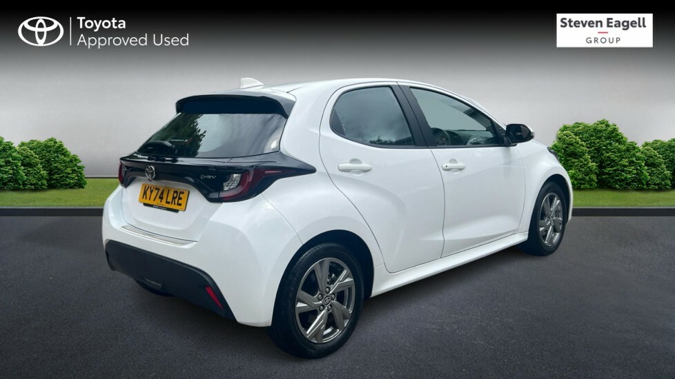 Toyota Yaris 1.5 Vvt-h Icon E-cvt Euro 6 Ss KY74LRE White #2