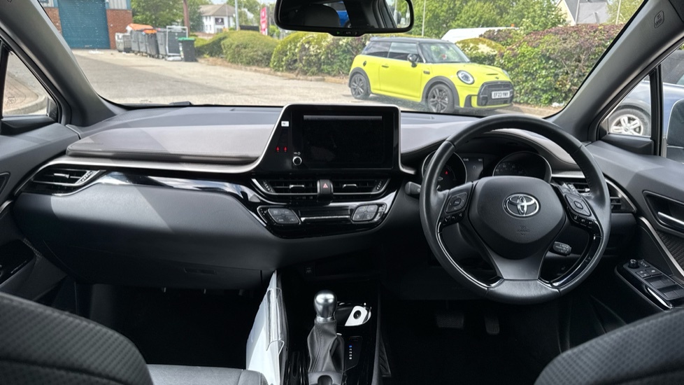 Toyota C-Hr 1.8 Vvt-h Excel Cvt Euro 6 Ss White #6