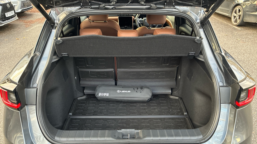 Lexus LBX 1.5 Premium Plus E-cvt Grey #15