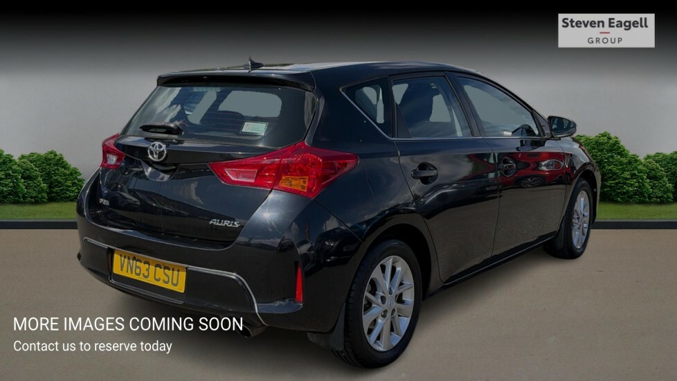 Toyota Auris 1.6 V-matic Icon Euro 5 Black #4