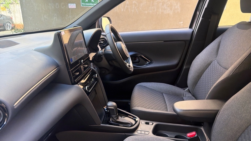 Toyota Yaris Cross 1.5 Vvt-h Design E-cvt Euro 6 Ss KT75GCZ Grey #5