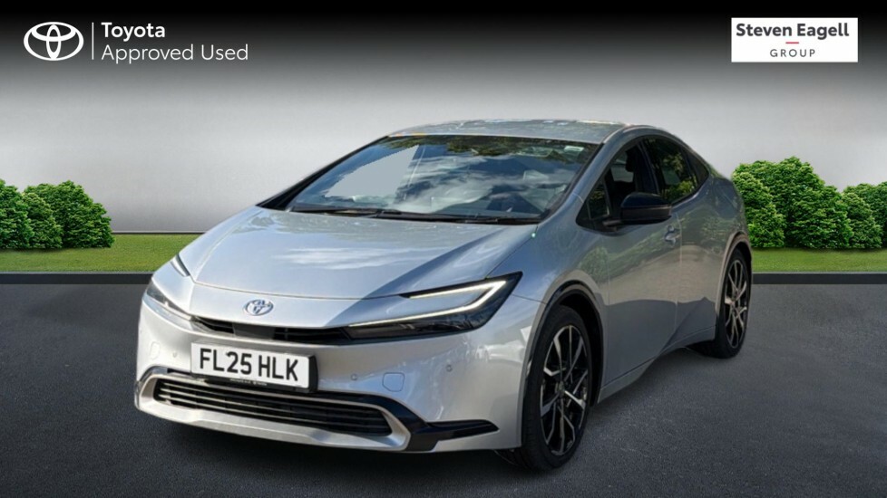 Toyota Prius 2.0 13.6Kwh Excel Hatchback Plug-in Hyb Silver #3
