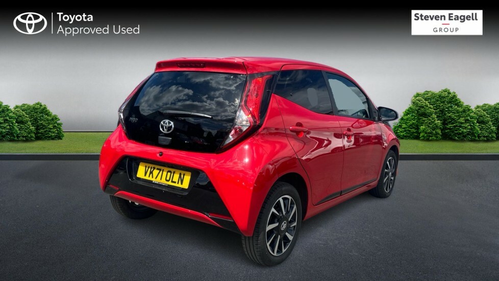 Toyota Aygo 1.0 Vvt-i X-trend Euro 6 Ss VK71OLN Red #2