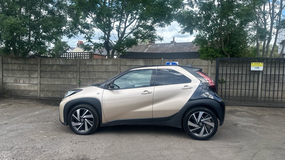 Toyota Aygo X Pure Automatic Black #24