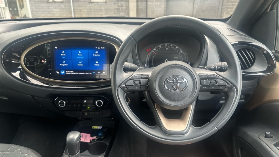 Toyota Aygo X Pure Automatic Black #7