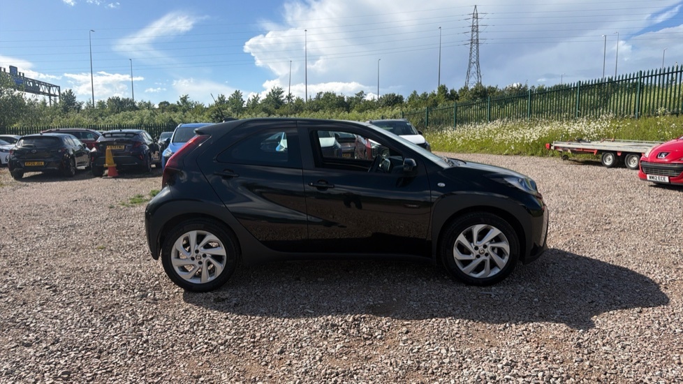 Toyota Aygo X Edge White #23