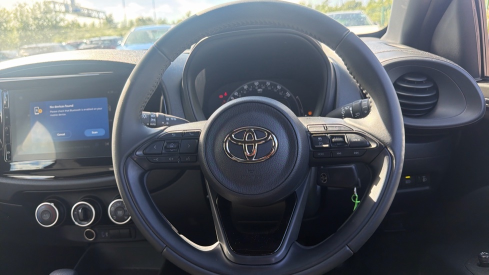 Toyota Aygo X Edge White #10