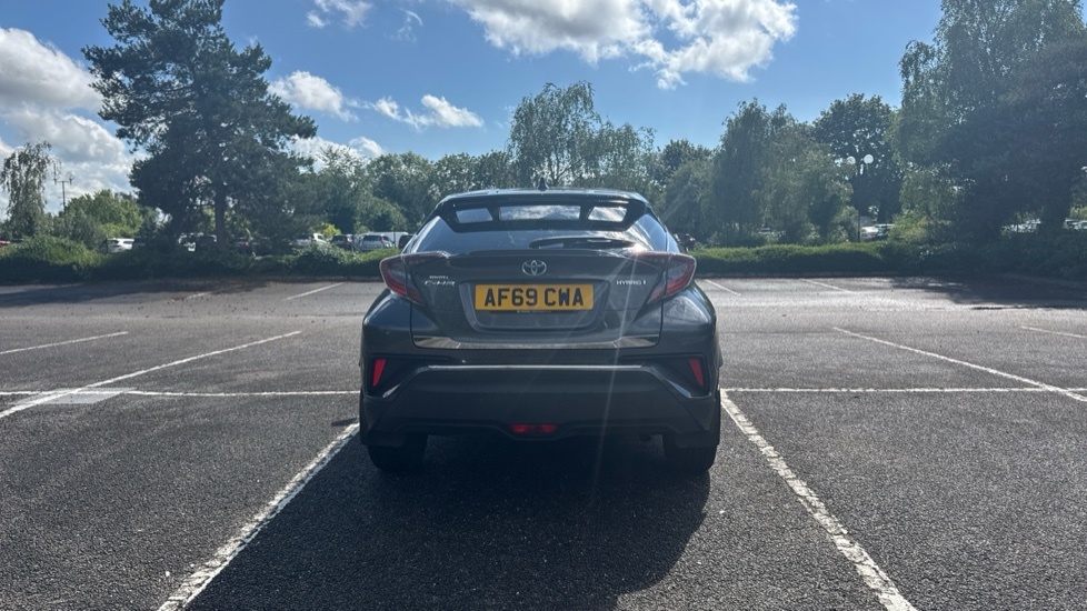 Toyota C-Hr Excel White #26