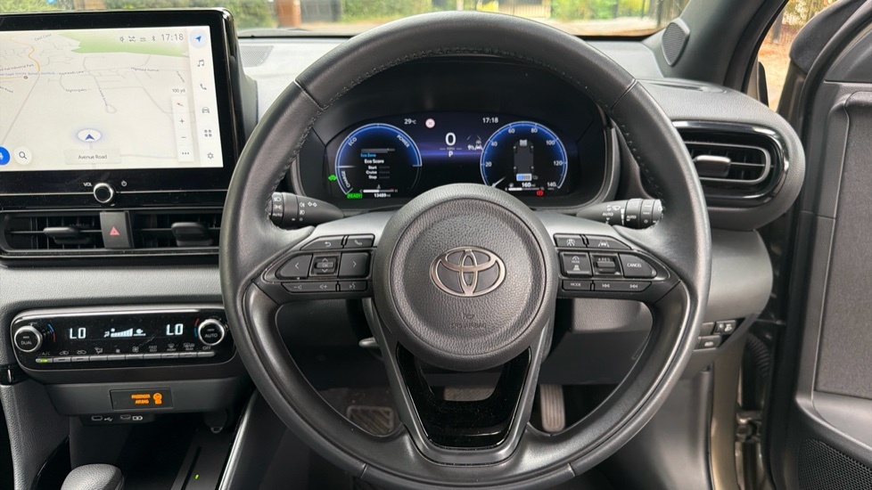 Toyota Yaris Hatchback Blue #7