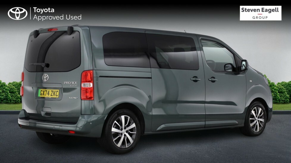 Toyota Proace Verso 75Kwh Design Medium Mpv Mwb Green #2