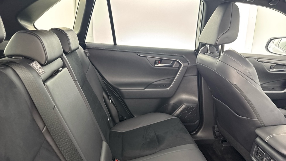 Toyota Rav 4 Rav4 Plug-in Design Black #8