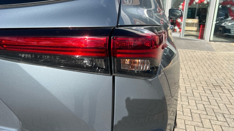 Toyota Highlander Excel Premium White #21