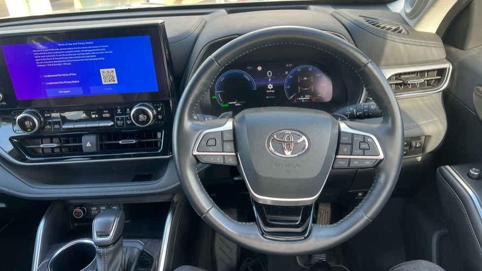 Toyota Highlander Excel Premium White #7
