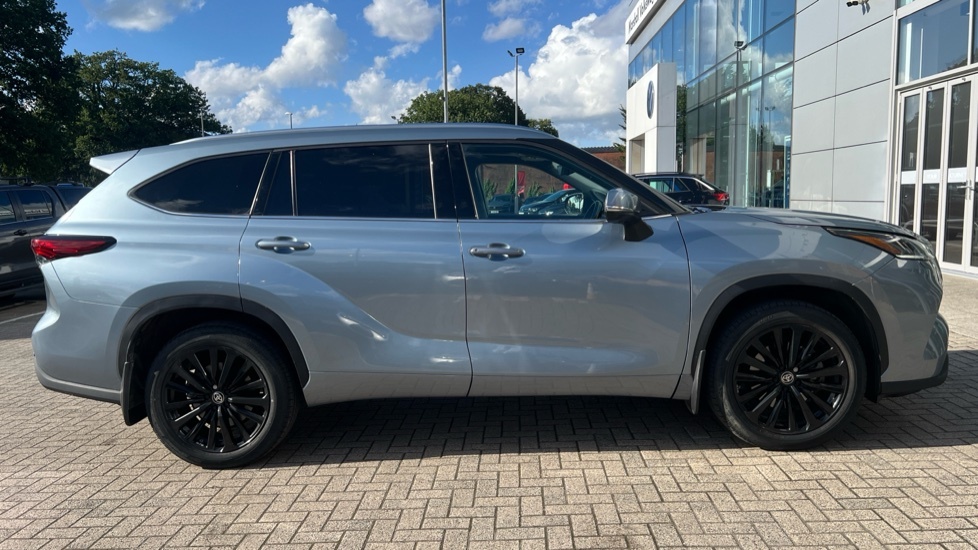 Toyota Highlander Excel Premium White #23