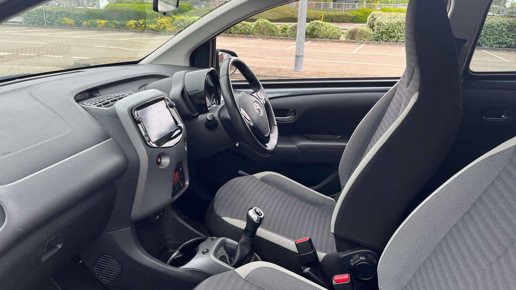 Toyota Aygo 1.0 Vvt-i X-trend Euro 6 Grey #5