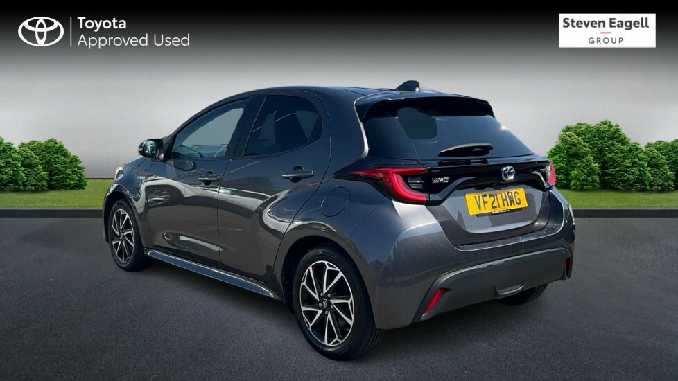 Toyota Yaris 1.5 Vvt-h Design E-cvt Euro 6 Ss Grey #4
