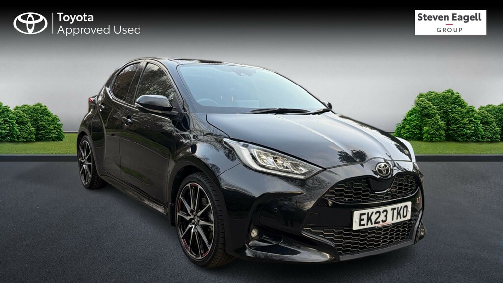 Toyota Yaris 1.5 Vvt-h Gr Sport E-cvt Euro 6 Ss Black