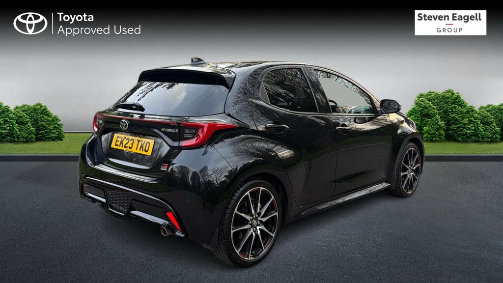 Toyota Yaris 1.5 Vvt-h Gr Sport E-cvt Euro 6 Ss Black #2