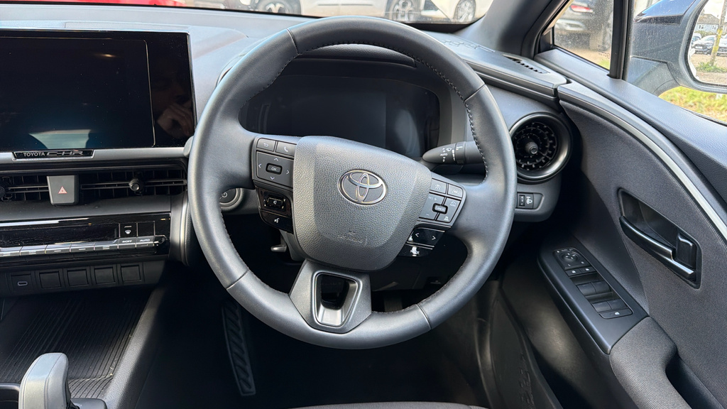 Toyota C-Hr 1.8 Vvt-h Icon Cvt Euro 6 Ss White #6