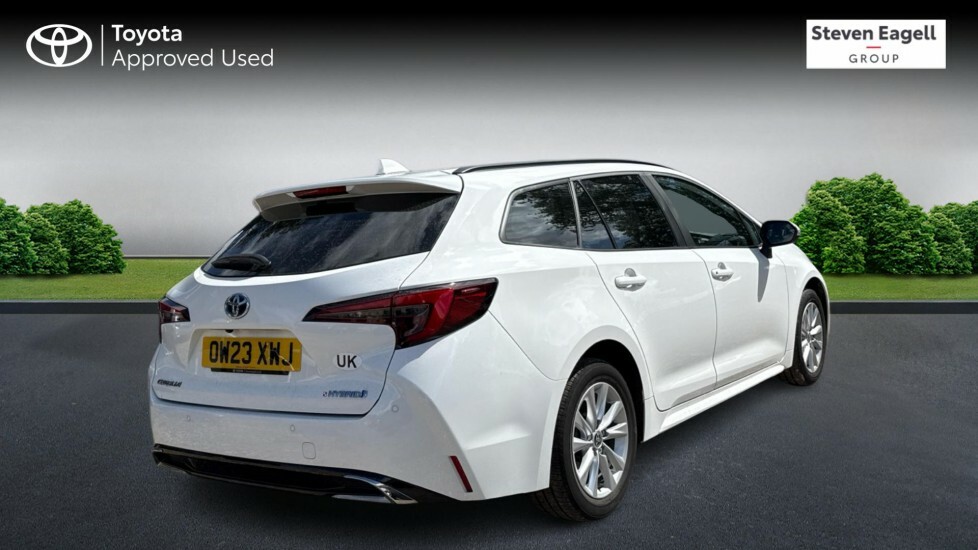 Toyota Corolla 1.8 Vvt-h Icon Touring Sports Cvt Euro 6 Ss White #2