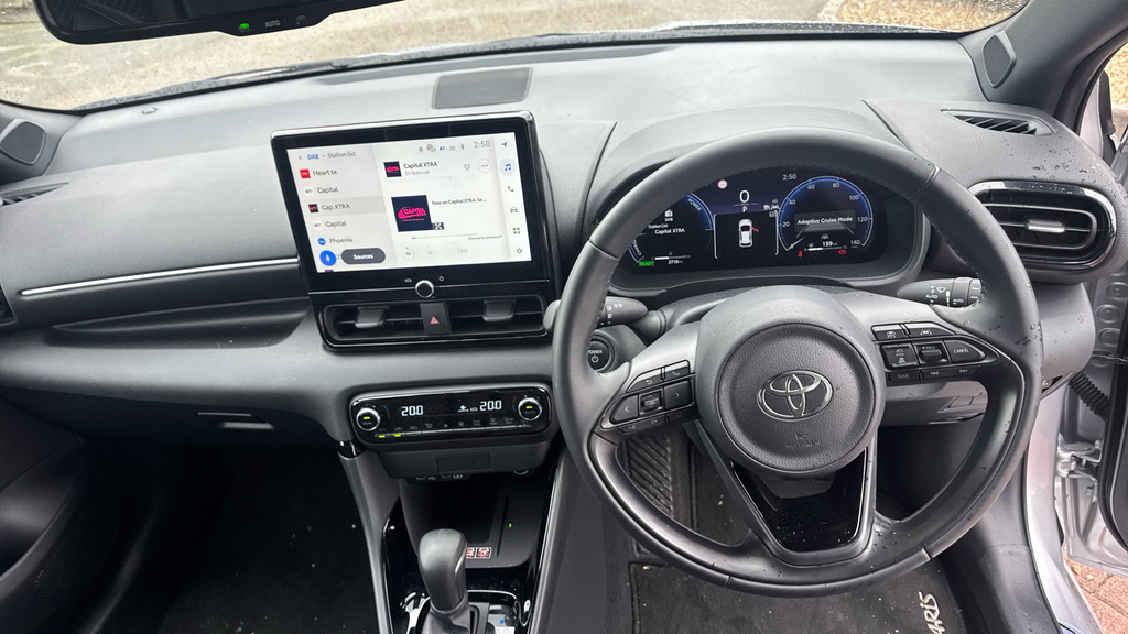 Toyota Yaris 1.5 Vvt-h Excel E-cvt Euro 6 Ss Silver #6