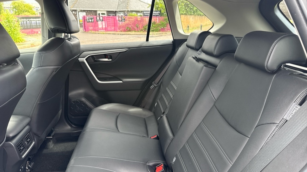 Toyota Rav 4 Dynamic White #15