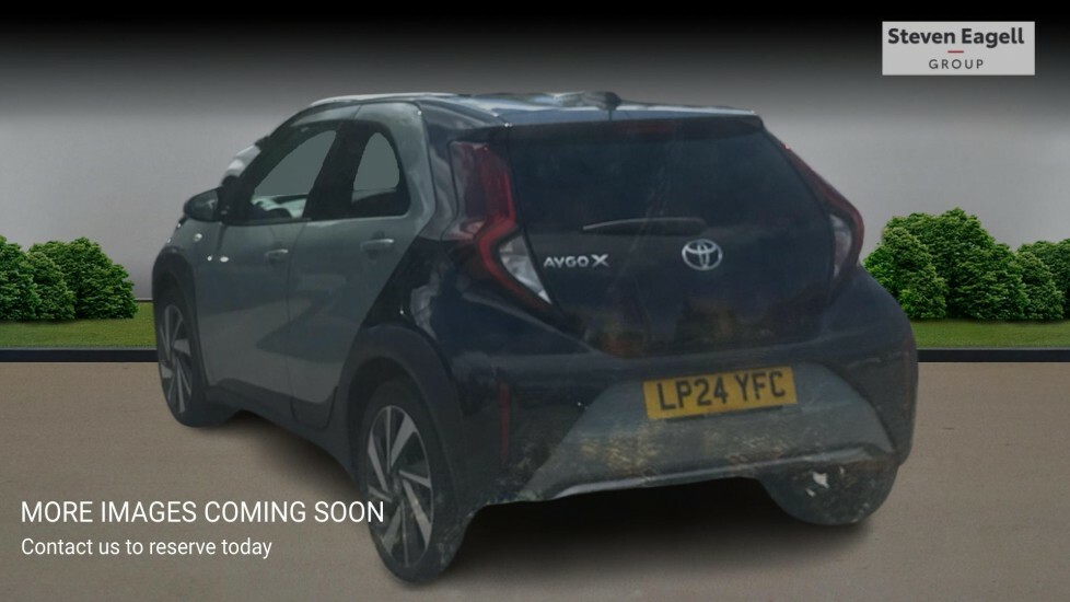 Toyota Aygo X 1.0 Vvt-i Exclusive Hatchback X-shift E LP24YFC Green #2