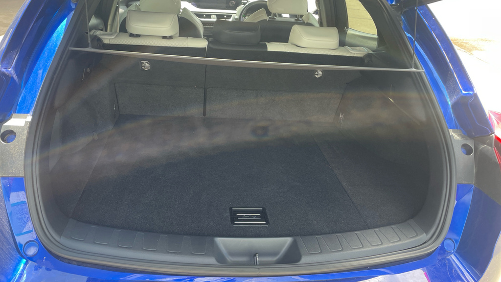 Lexus UX Estate #14