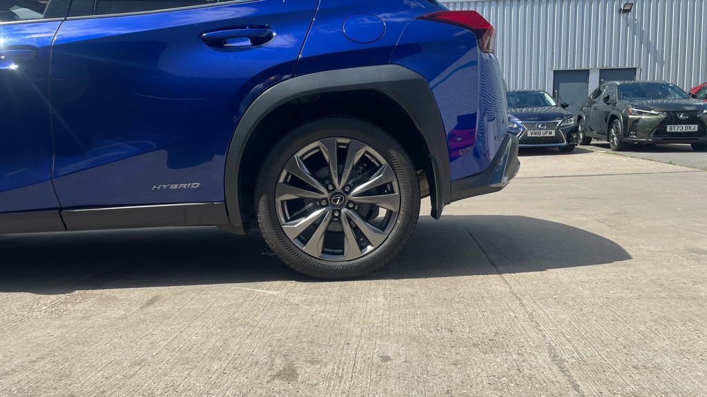 Lexus UX Estate #24