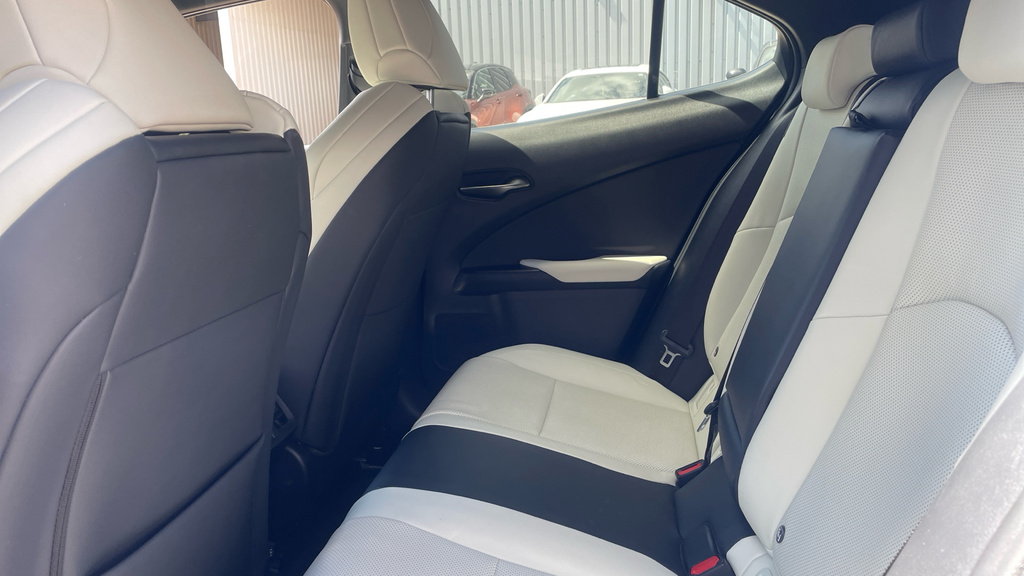 Lexus UX Estate #16