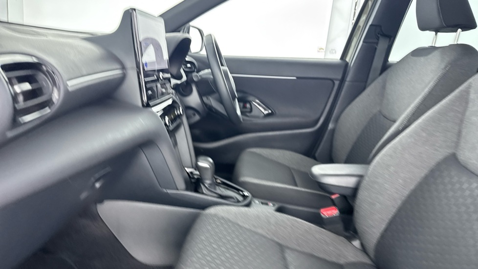 Toyota Yaris Cross 1.5 Vvt-h Design Suv Hybrid E-cvt Euro Brown #5