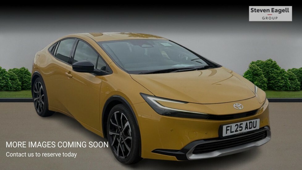 Toyota Prius 2.0 13.6Kwh Excel Cvt Euro 6 Ss Yellow
