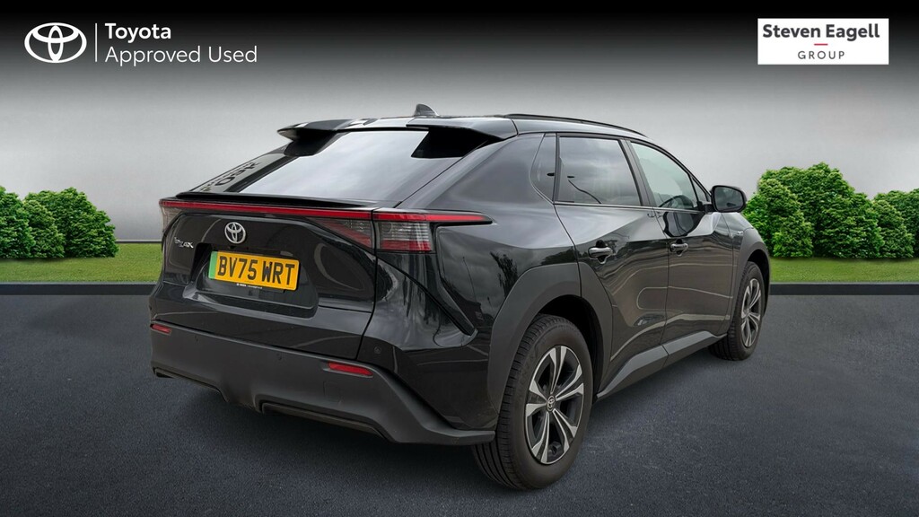 Toyota bZ4X 71.4Kwh Motion 11Kw Obc Black #2