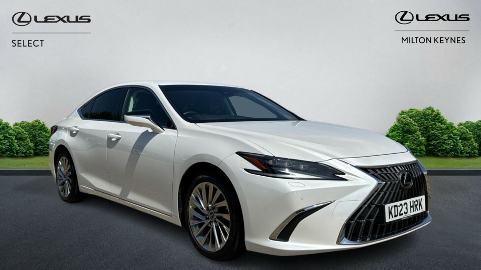 Lexus ES 2.5 300H Takumi Saloon Hybrid E-cvt Eur White