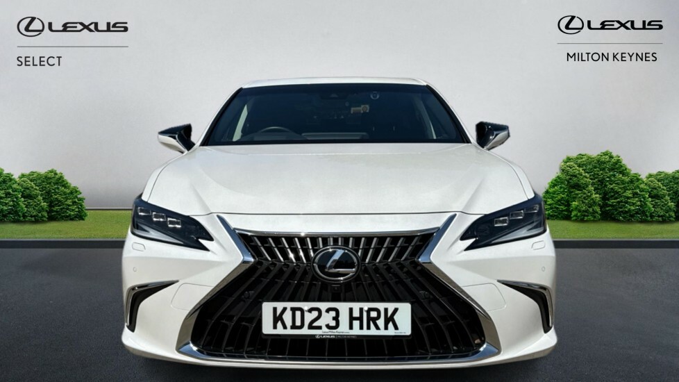 Lexus ES 2.5 300H Takumi Saloon Hybrid E-cvt Eur KD23HRK White #4