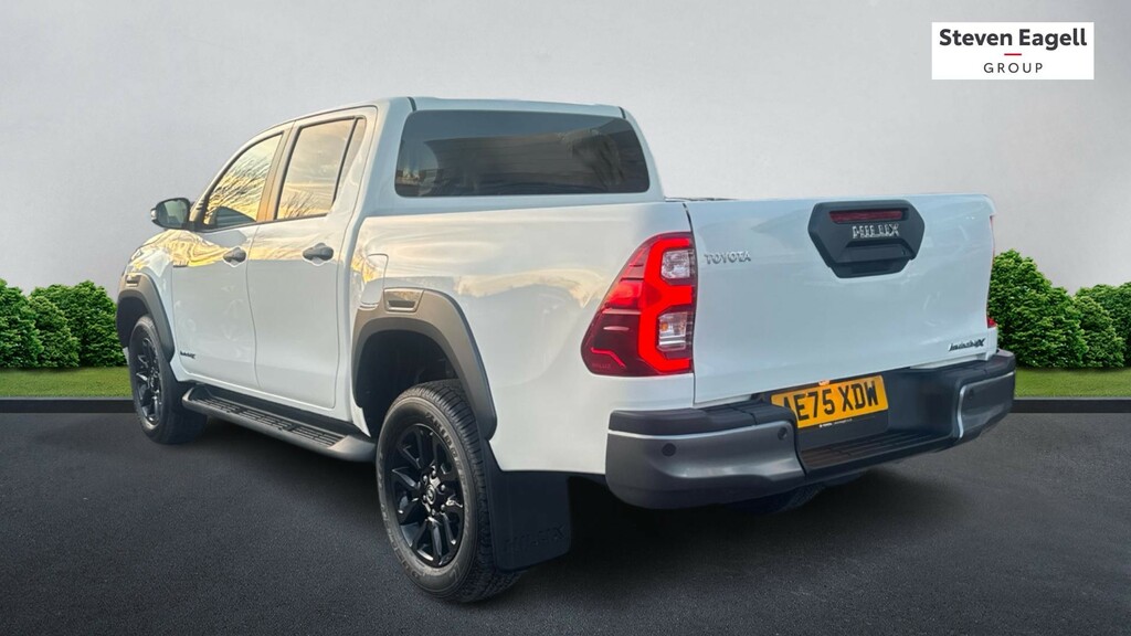 Toyota HILUX 2.8 D-4d-h Invincible X 4Wd Euro 6 White #4