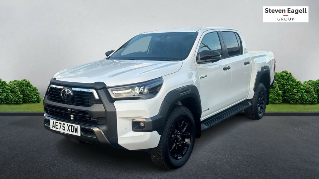Toyota HILUX 2.8 D-4d-h Invincible X 4Wd Euro 6 White #3