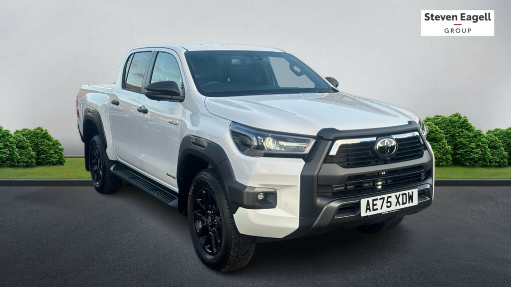 Toyota HILUX 2.8 D-4d-h Invincible X 4Wd Euro 6 White