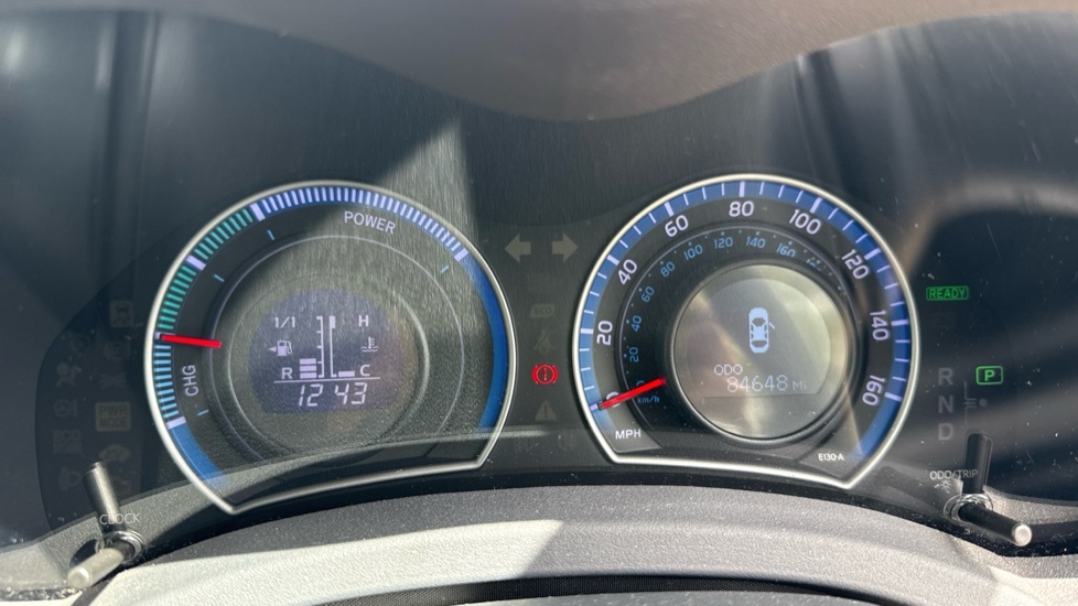 Toyota Auris Hatchback Grey #11