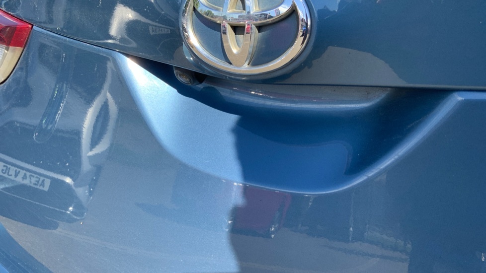 Toyota Auris Excel Blue #28