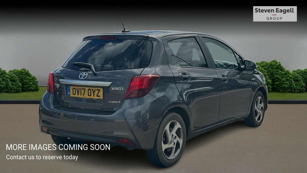 Toyota Yaris  Black #4