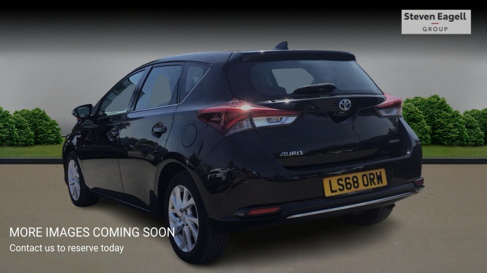 Toyota Auris 1.8 Vvt-h Icon Tech Hatchback Hybrid Cv Black #2