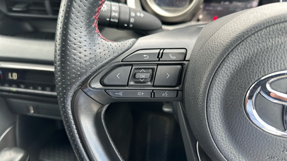Toyota Yaris Hatchback  #38