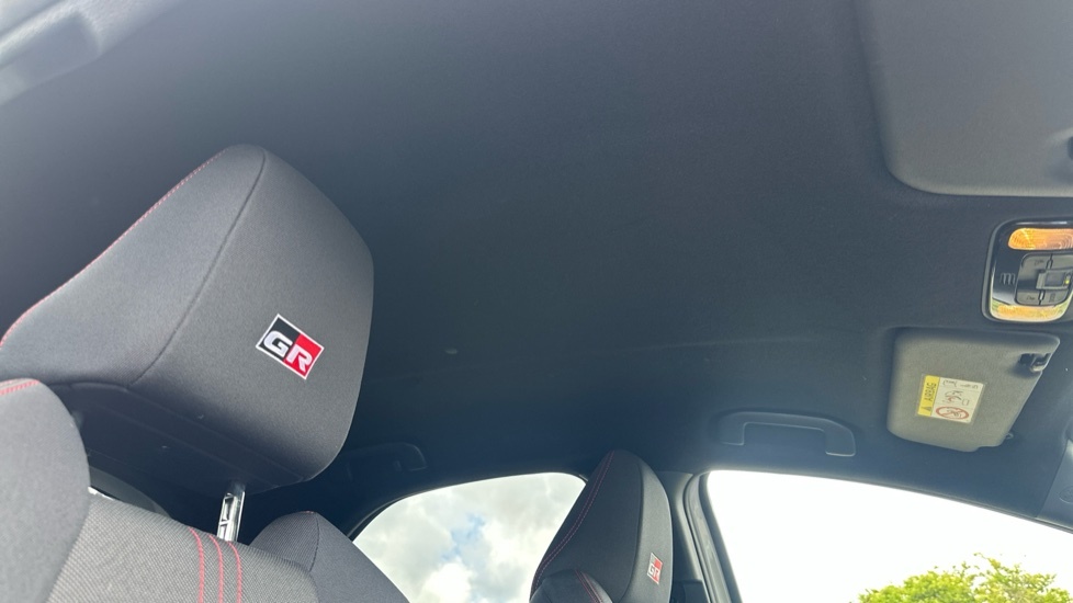 Toyota Yaris Hatchback  #19