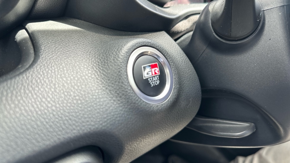 Toyota Yaris Hatchback  #16