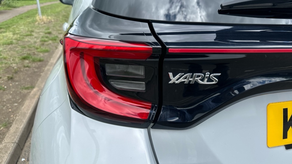 Toyota Yaris Hatchback  #21