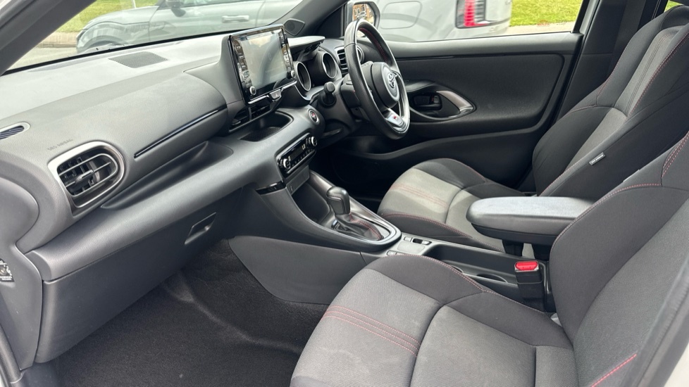 Toyota Yaris 1.5 Vvt-h Gr Sport E-cvt Euro 6 Ss Grey #5