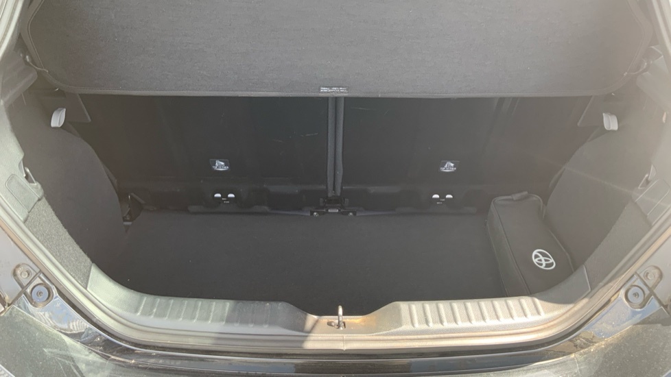 Toyota Aygo X 1L Edge White #13