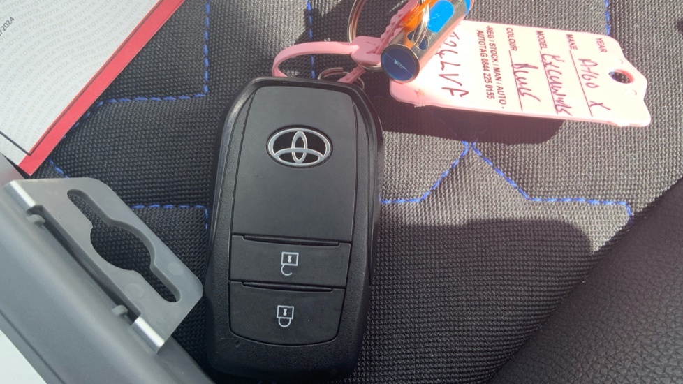 Toyota Aygo X 1L Edge White #27
